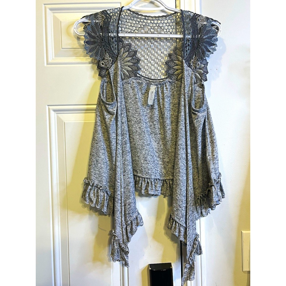 VTG Y2K Mind Code Small Grey Lace Floral Crochet Yoke Drape Cardigan Ruffle Top